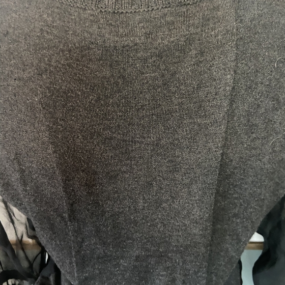 Silk wool Grey and Black Sweater Pullover Knit Sheer Sleeve - Size Med - Picture 7 of 13